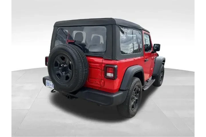 $26500 : Jeep Wrangler 2022 4x4 Sport image 9