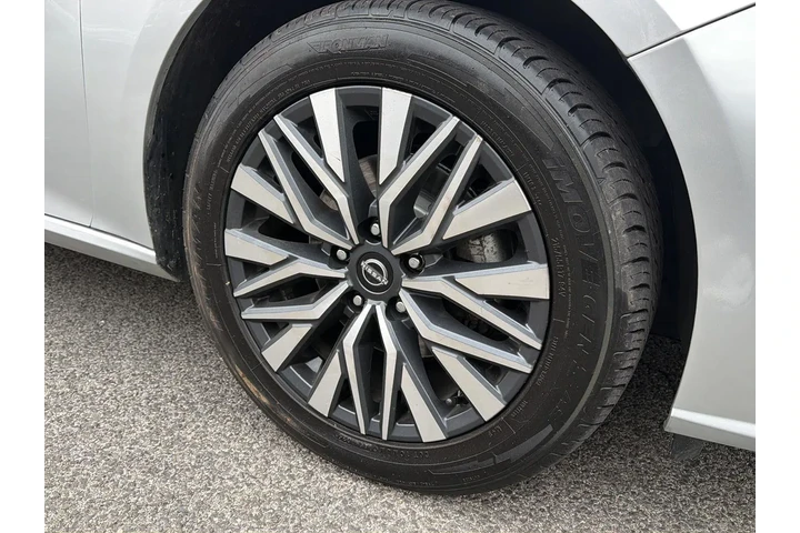 $19790 : Nissan Altima 2024 AWD 2.5 S image 10