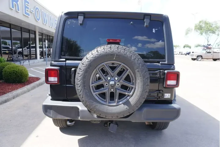 $36225 : Jeep Wrangler 2024 4x4 Sport image 5