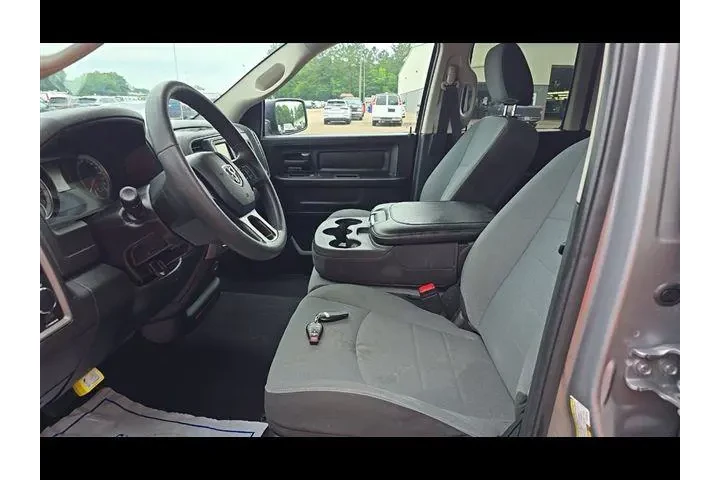 $25460 : Ram 1500 Classic 2023 4x4 Tr image 7