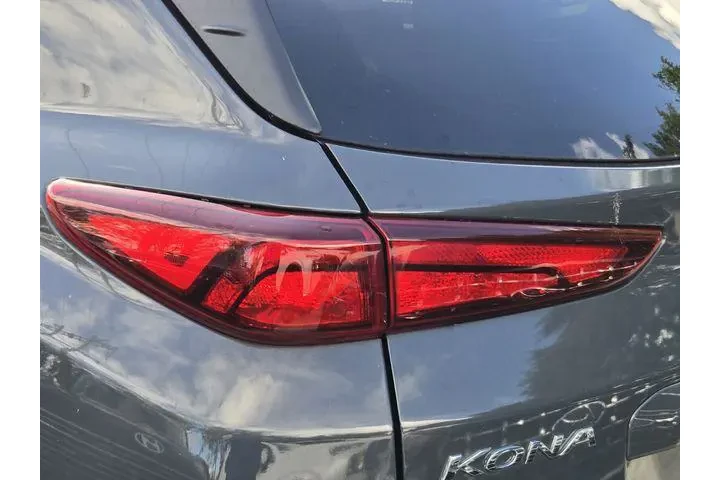 $18744 : Hyundai KONA 2023 SEL 4dr Cr image 6