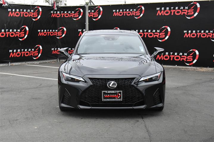 $42657 : IS IS 350 F SPORT image 2