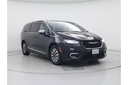 Chrysler Pacifica Plug-In Hy en Sacramento