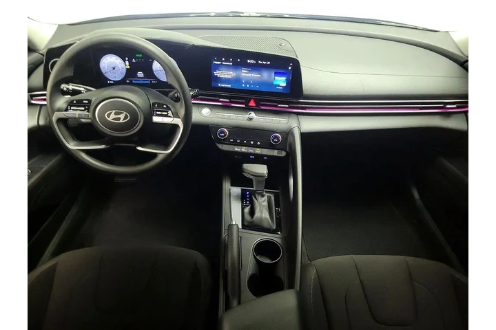 $20998 : Hyundai ELANTRA 2024 SEL 4dr image 9