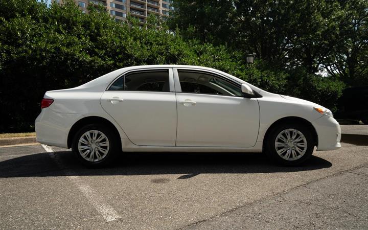 $10000 : 2010 TOYOTA COROLLA image 3