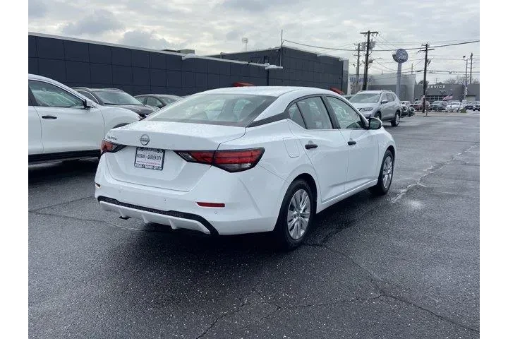 $16747 : Nissan Sentra 2025 S 4dr Sed image 4