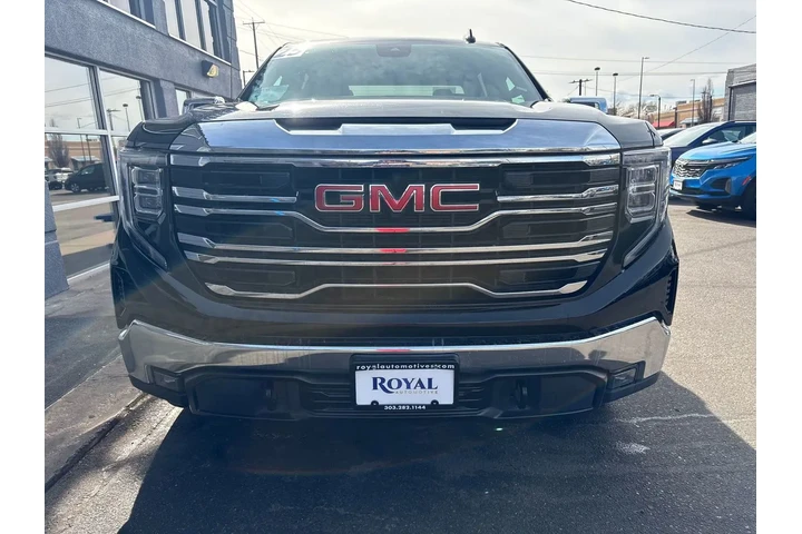 $45995 : 2025 GMC Sierra 1500 4WD Crew image 9