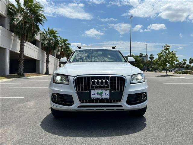 $15000 : 2015 AUDI Q52015 AUDI Q5 image 3