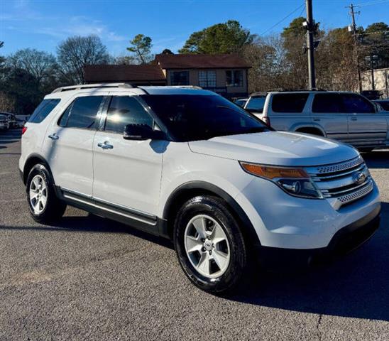 $6900 : 2015 Explorer XLT image 5