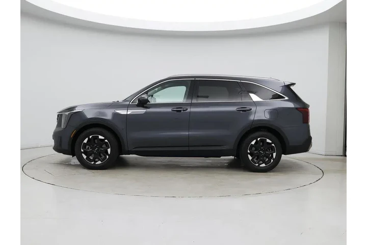 $27998 : Kia Sorento 2024 S 4dr SUV image 3