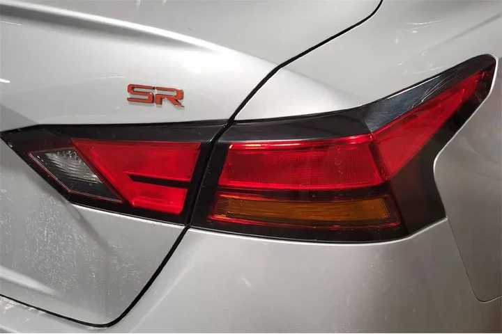 $21495 : Nissan Altima 2024 2.5 SR 4d image 5