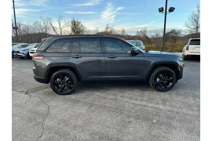$29977 : Jeep Grand Cherokee 2023 4x4 image 7