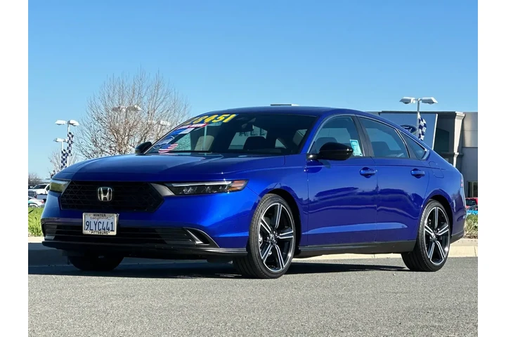 $28451 : Honda Accord Hybrid 2024 Spo image 8