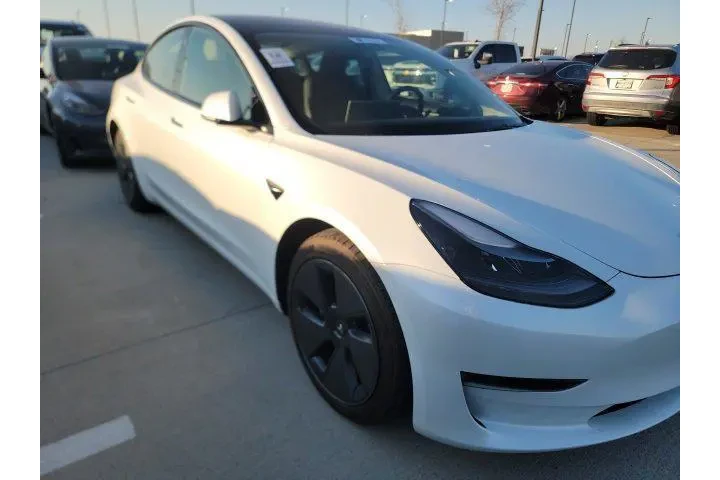 $26788 : Tesla Model 3 2023 4dr Sedan image 3