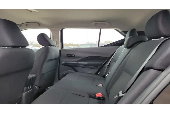 $23997 : Nissan Kicks Play 2025 S 4dr image 8