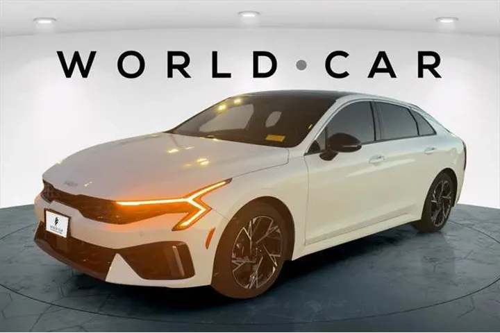 $27998 : Kia K5 2025 GT-Line 4dr Seda image 7