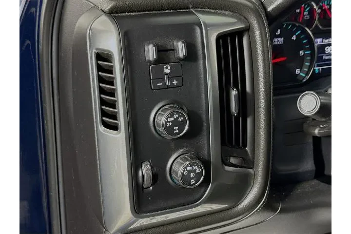 $25750 : Chevrolet Silverado 1500 201 image 10