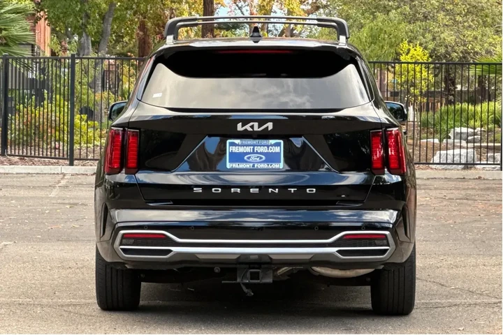 Kia Sorento 2022 S 4dr SUV image 4