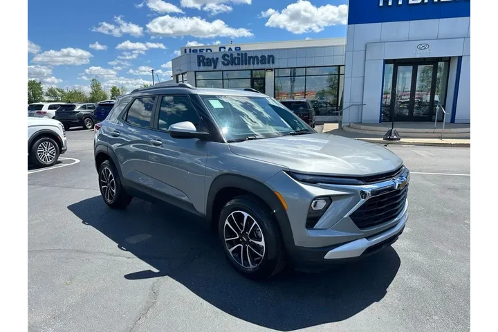 $24990 : Chevrolet Trailblazer 2024 L image 2