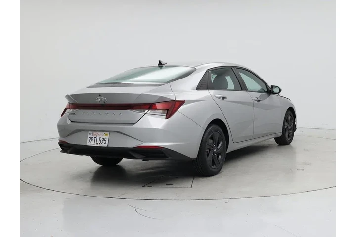 $19998 : Hyundai ELANTRA 2023 SEL 4dr image 8