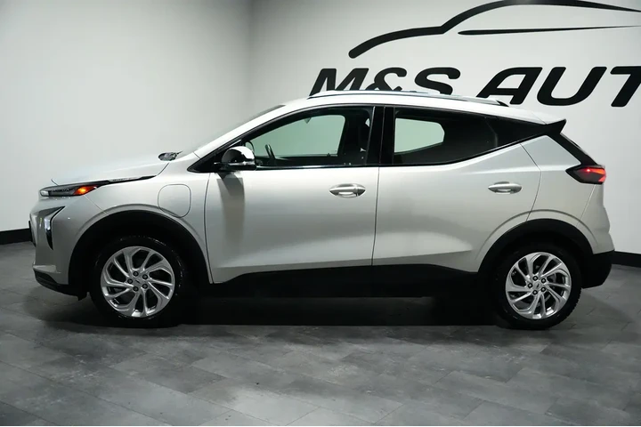 $17439 : 2023 Bolt EUV LT image 4