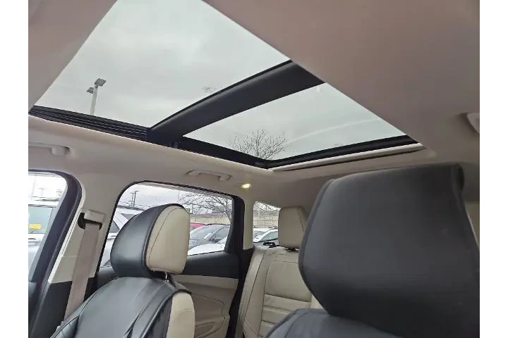 $14726 : Ford Escape 2017 Titanium 4d image 10