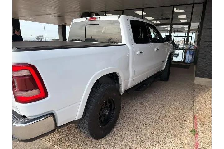 $31497 : Ram 1500 2021 4x4 Laramie 4d image 5