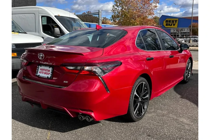 $21895 : Toyota Camry 2022 SE 4dr Sed image 4