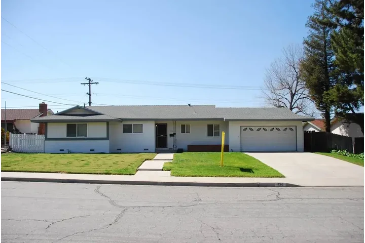 $1575 : Riverside University - Renta image 1