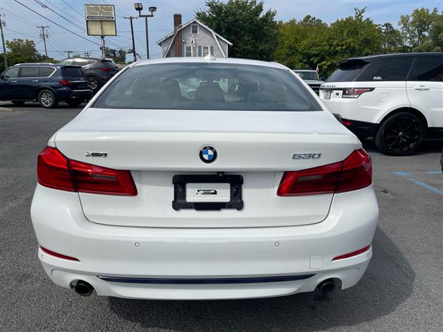 $28900 : 2020 BMW 5-Series image 6