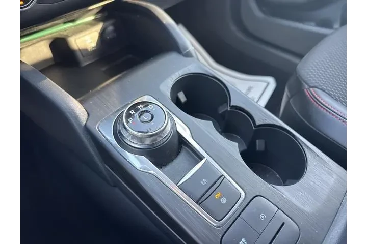 $22651 : Ford Escape 2025 AWD ST-Line image 10