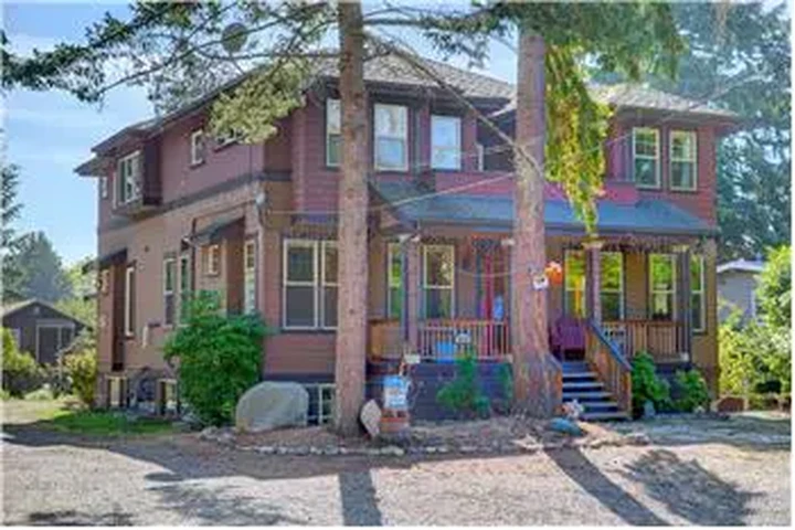 $1150 : Rental property with 1 bedro image 1