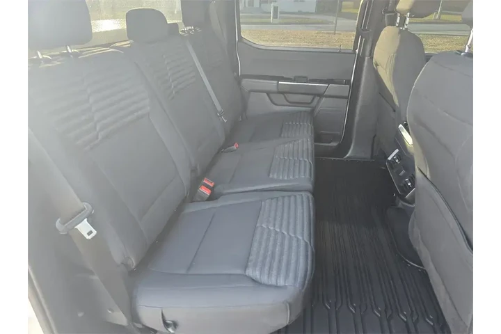 $27988 : Ford F-150 2022 4x4 XL 4dr S image 8