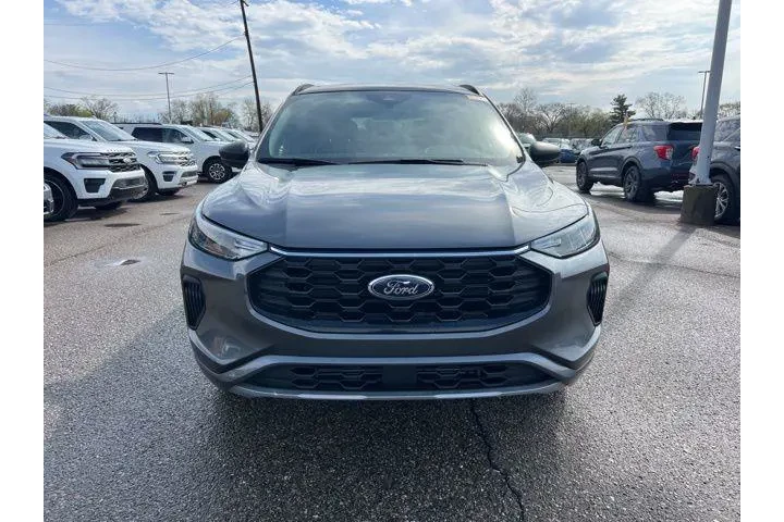 $22694 : Ford Escape 2024 AWD ST-Line image 2