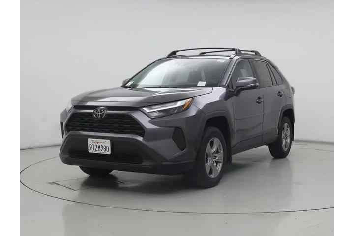 $33998 : Toyota RAV4 2024 AWD XLE 4dr image 4