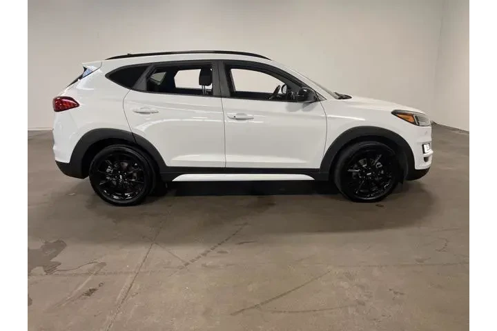 $11939 : Hyundai TUCSON 2019 Night 4d image 2