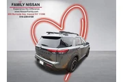 $33753 : Nissan Pathfinder 2023 AWD R thumbnail