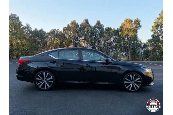 $14995 : 2019 Altima 2.5 SR image 8