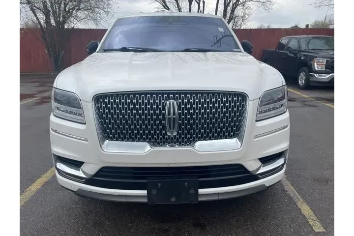 $30388 : Lincoln Navigator L 2019 4x4 image 3