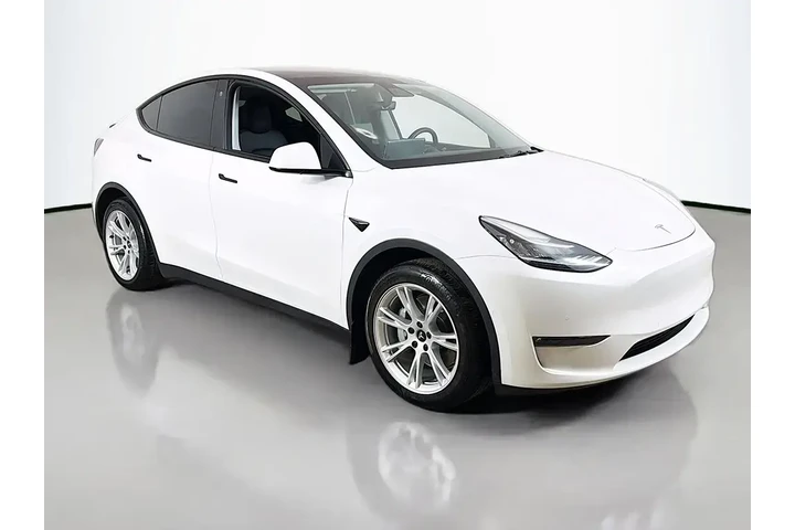 $26469 : Tesla Model Y 2021 AWD Long image 2