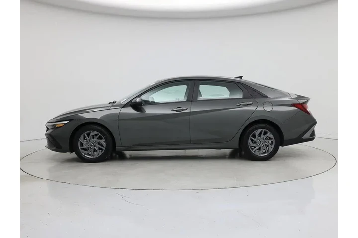 $18998 : Hyundai ELANTRA 2024 SEL 4dr image 3