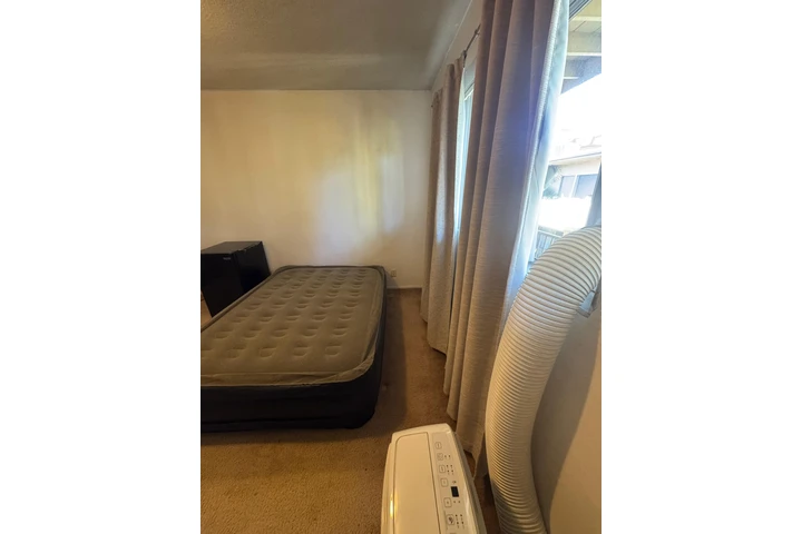 $900 : Rento cuarto para persona sola image 8