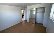 $900 : Esta casa privada de 2 dormito thumbnail