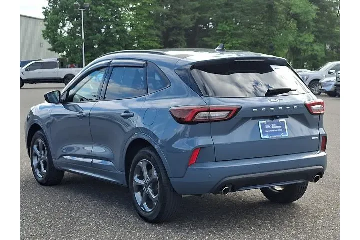 $26298 : Ford Escape 2023 AWD ST-Line image 4