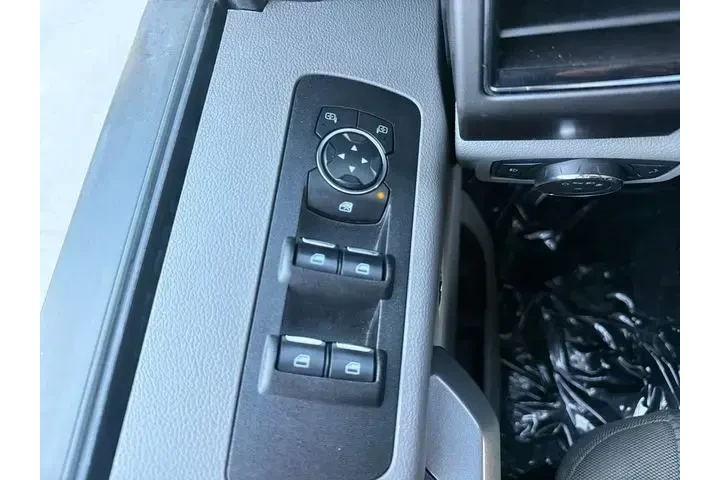 $22981 : Ford F-150 2019 4x4 XLT 4dr image 10