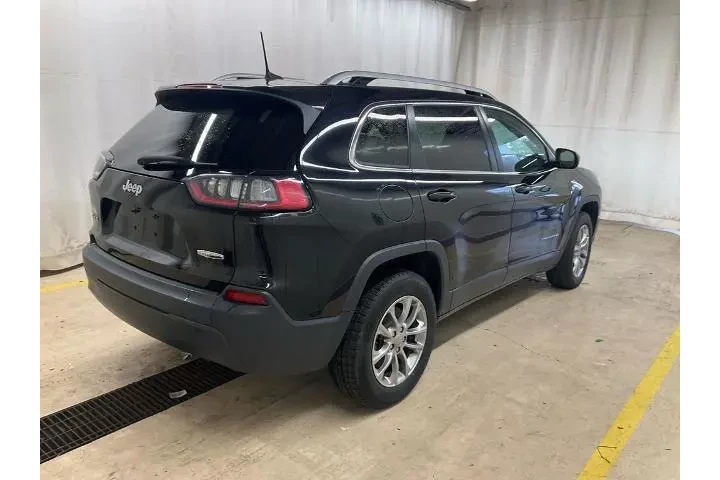 $15371 : Jeep Cherokee 2019 4x4 Latit image 2