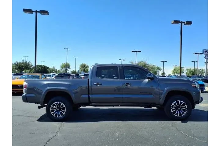 $39165 : Toyota Tacoma 2023 4x4 TRD O image 7
