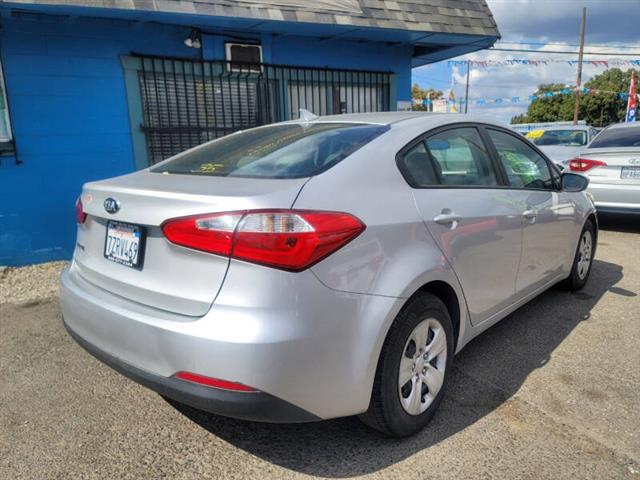 $10999 : 2016 Forte LX image 7