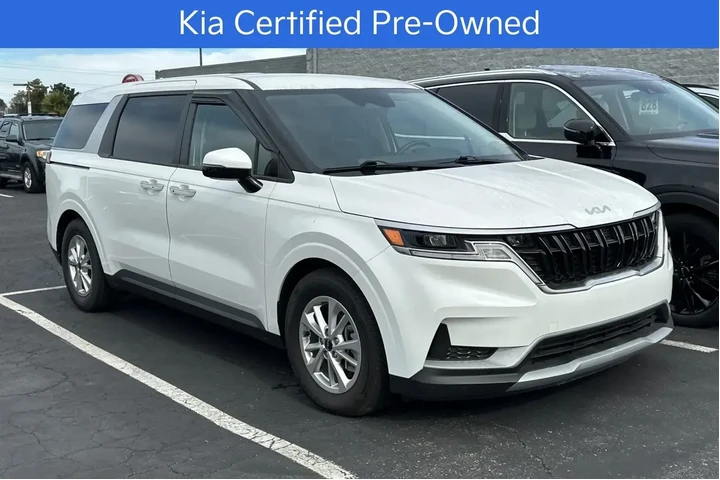 $32991 : Kia Carnival 2023 LX 4dr Min image 2