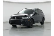 $23998 : Volkswagen Tiguan 2022 SE R- thumbnail